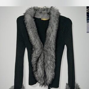 Elegant Gray and Black Women's Sweater